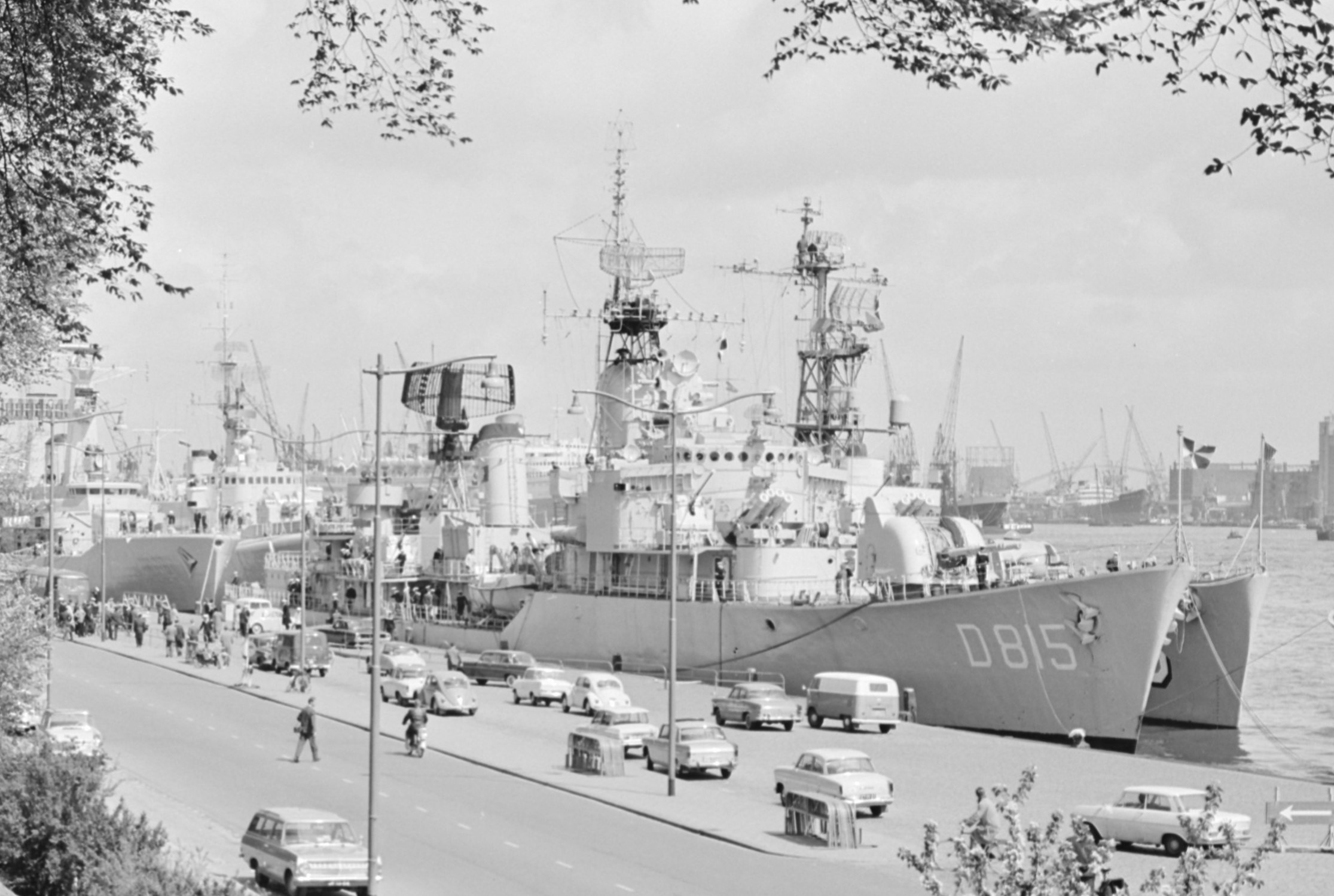 Figuur 5.Matchmaker artikel.Rotterdam havenbezoek