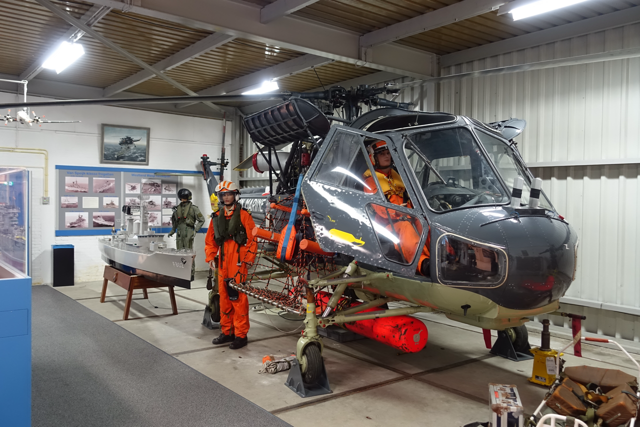 4. Westland Wasp groot